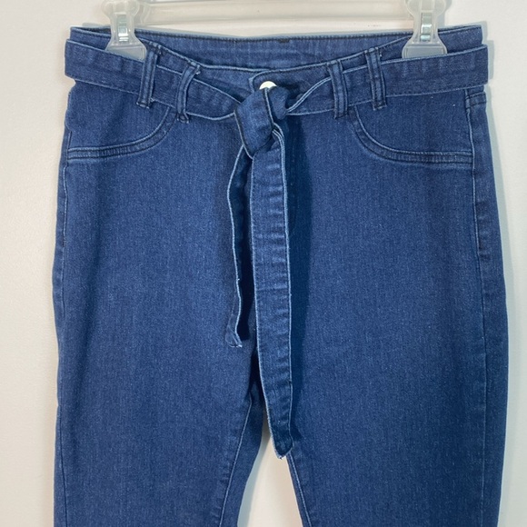 Stretch Flare Jeans with belt size large - Picture 2 of 11